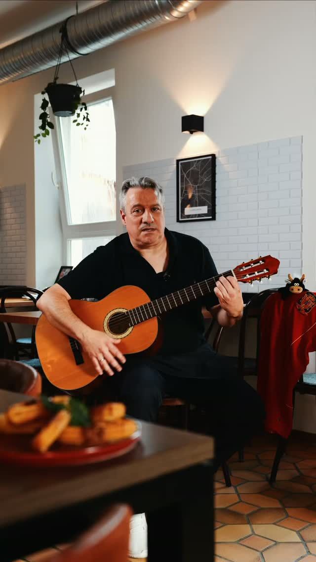 Andere servieren einfach ein Dessert. 
Luis schreibt ihm direkt ein Liebeslied. 🎸😂

Churros mit Vanilleeis und Nutella – das süße Finale unserer LUIS CHOICE. 🇪🇸🍫

Ganz ehrlich: Diese Churros haben ihren eigenen Song verdient.

Wer würde den Teller mit euch teilen?

#Blutsbrüder #LuisChoice #Ludwigsburg